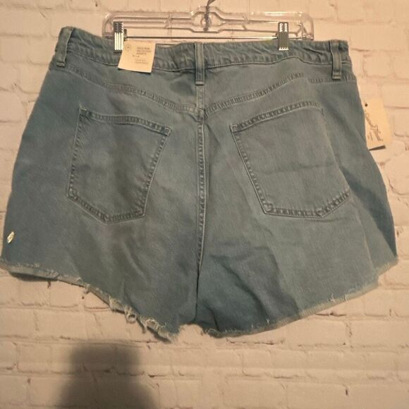 Universal Thread Women’s High-Rise 90s Cutoff Denim Shorts – Size 18 – Light Was - Picture 2 of 2